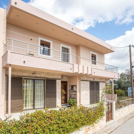 M&E Apartments 哈拉奇 外观 照片
